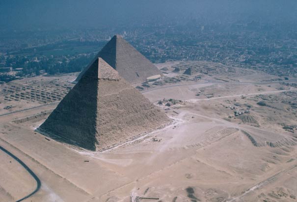 piramisépítés