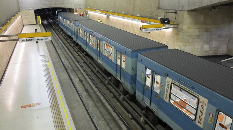 Bővül a metróhálózat Chilében