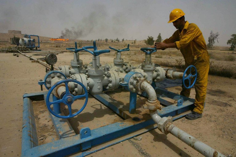 Irak rákapcsol az olajexportra, hogy legyen pénze