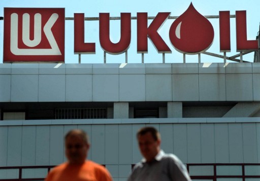 A Lukoil is pénzeli a szakadárokat?