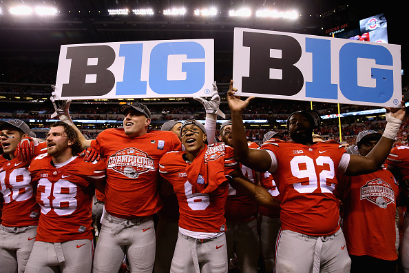 Az Ohio State Buckeyes nyerte az egyetemi amerikaifutball-bajnokságot