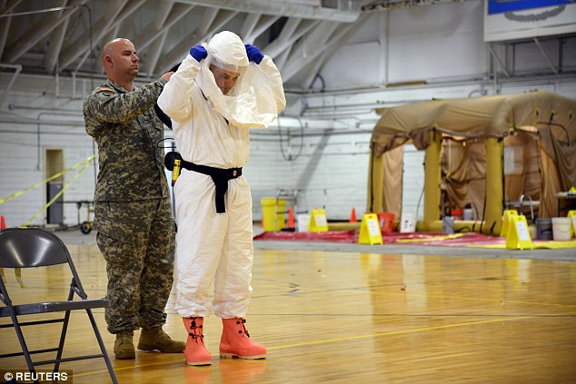 Az USA kivonja katonáit az ebolajárvány sújtotta országokból