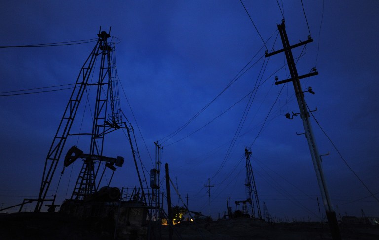 Olajosok randevúja a Kaszpi-tengernél