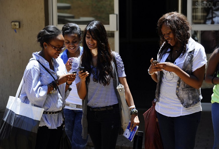 “Afrikában többen rendelkeznek mobillal, mint árammal”