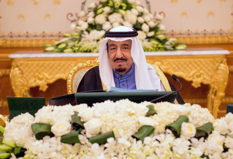 Királyi pénzosztás Szaúd-Arábiában