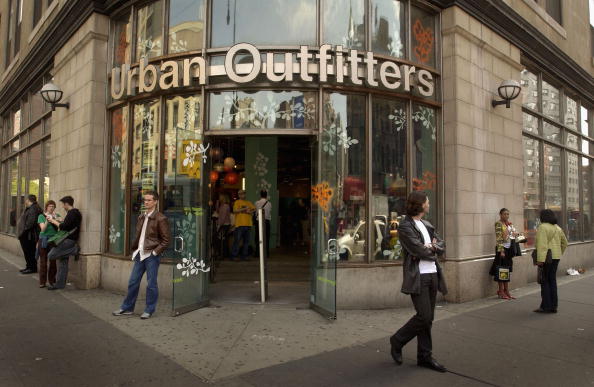 A holokausztra emlékeztető pólót árul az Urban Outfitters