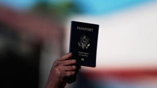 Évi háromezer amerikai mond le az állampolgárságáról