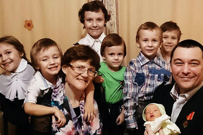 Hazaárulással vádolnak egy hétgyermekes orosz anyát