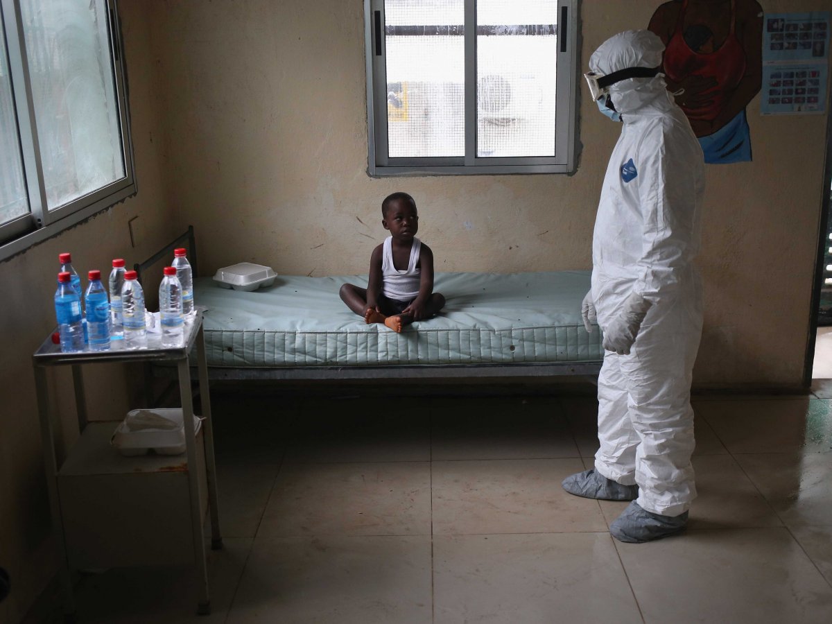 Több ezer Ebola-árva Nyugat-Afrikában