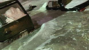 Jégtömbbé váltak az utcák egy csőtörés után Oroszországban