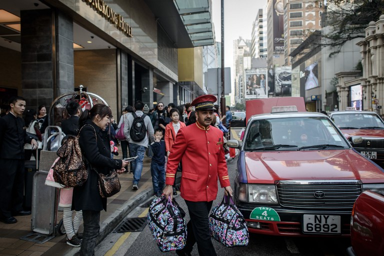 A hongkongiaknak elegük van a bevásárló turizmusból