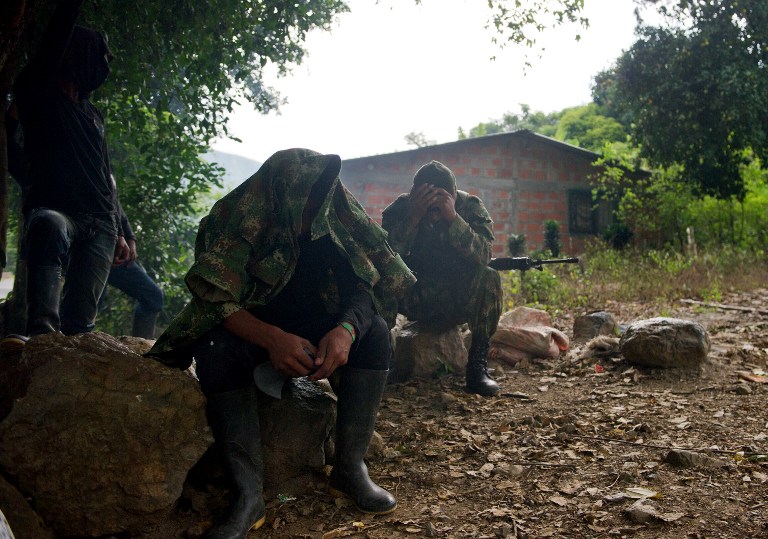 Közösen szedi majd az aknát a kormány és a FARC