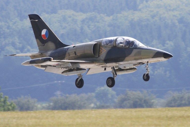 Irak cseh gyártmányú harci gépeket vesz