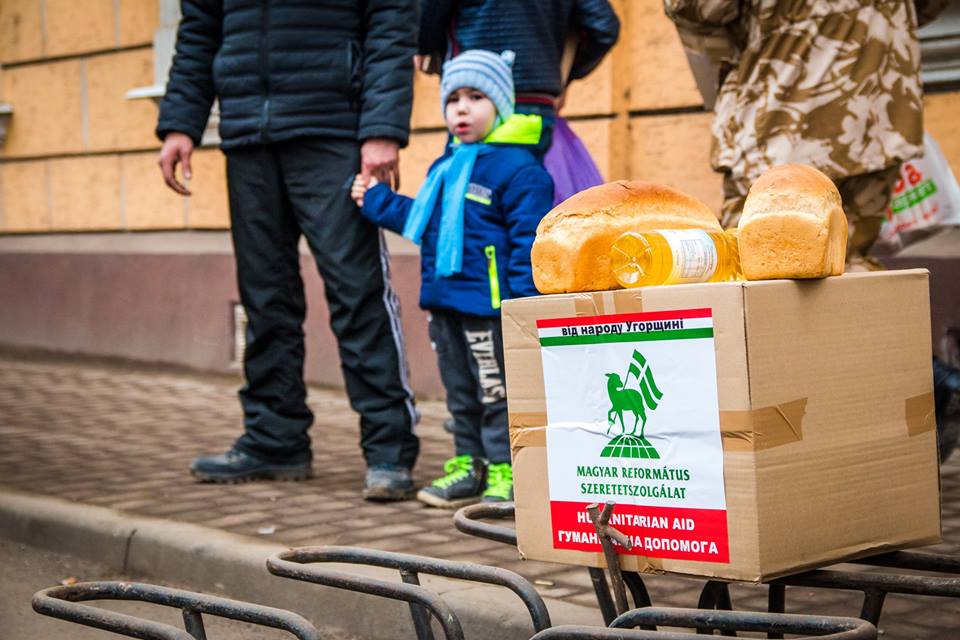 Bizonytalanságban a kárpátaljai magyarok – Interjú a Magyar Református Szeretetszolgálat ügyvezetőjével