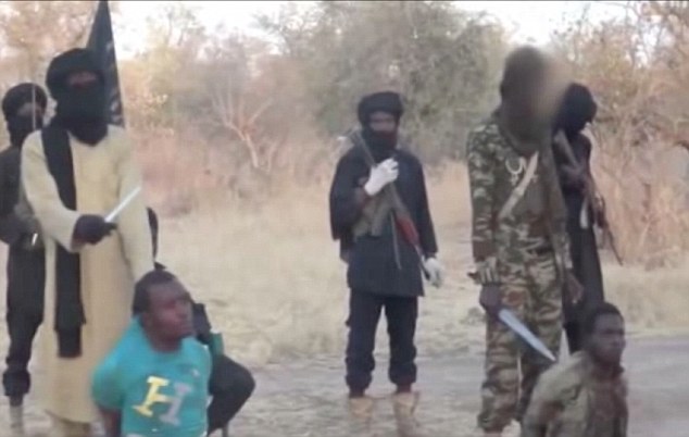 Lefejezett túszokról tett közzé videofelvételt a Boko Haram (videóval)