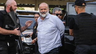 Elcsúszott az olajpénzen a brazil kormányzó párt pénztárnoka