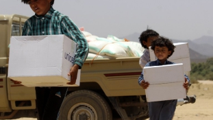 Szaúdi bombák után szaúdi segélyek Jemennek