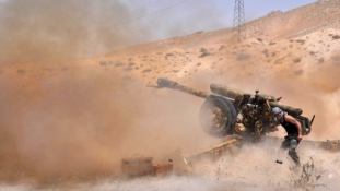 Az ISIS ádáz harcot vív a “Sivatag Mátkájáért”