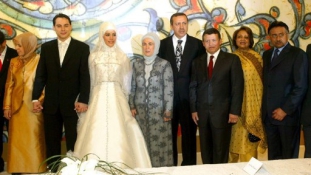 Már nem kötelező a polgári esküvő Törökországban