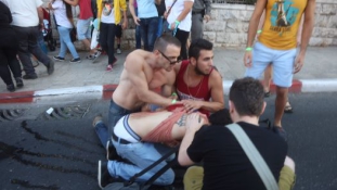 Ismétlés: hat embert késelt meg egy férfi a jeruzsálemi melegfelvonuláson