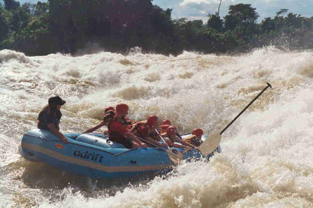 rafting-on-nile