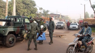 Túszdráma Maliban, fegyveresek támadtak meg egy szállodát