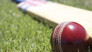 Öngyilkos robbantás a krikettmeccsen, 20 halott