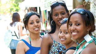Életfogytiglani börtön jár az egynejűségért Eritreában