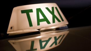 Sokba kerül a rövidnadrág és a foci a taxisoknak Sao Paulóban
