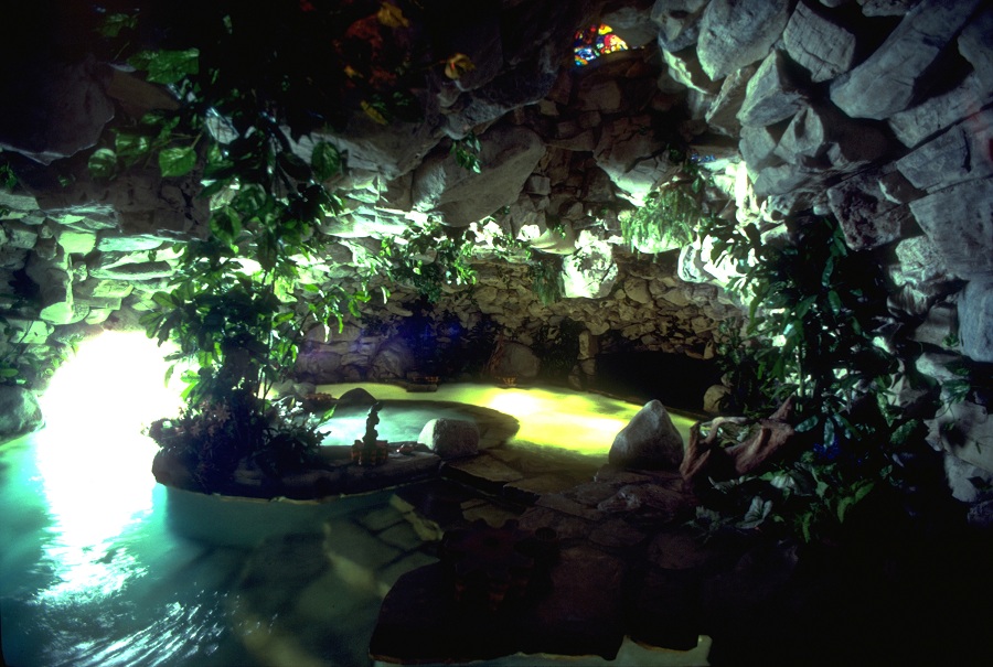 10236_GROTTO-Spa_w-FGW_-_Playboy_Mansion_-_Finished_Grotto_Environment_as_built