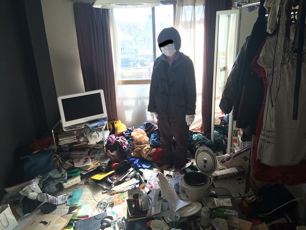 College-Student-Decides-to-Clean-Up
