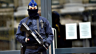 Dzsihadistákat toborzó szélsőségeseket vettek őrizetbe Belgiumban