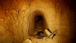 Kirándulás az ISIS titkos alagútjaiban