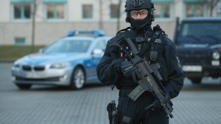 Elfogtak a németek két embert a brüsszeli támadásokkal összefüggésben