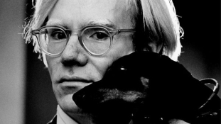 Ennyit kaphat, ha megtalálja Andy Warhol ellopott képeit