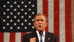 George Bush-t szolgálta ki, aki elég rendesen jattolt