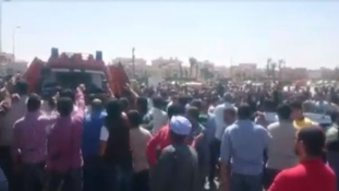 Zavargások Egyiptomban egy teaárus halála miatt (videóval)