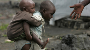 Egyre több gyermeket erőszakolnak meg Kongóban – csecsemőket is