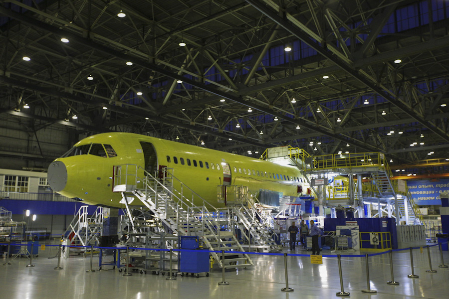 MC-21_on_the_assembly_line_at_Irkut