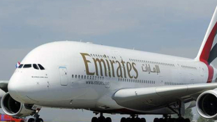 A bőröndök közé bújva repült egy fiú Kínából Dubajba