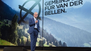 Nem iktatják be Ausztria elnökét – az alkotmánybíróság érvénytelenítette a választást