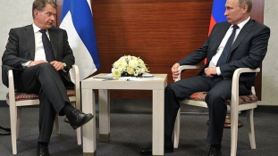 Putyin nem ül karba tett kézzel, ha Finnország belép a NATO-ba