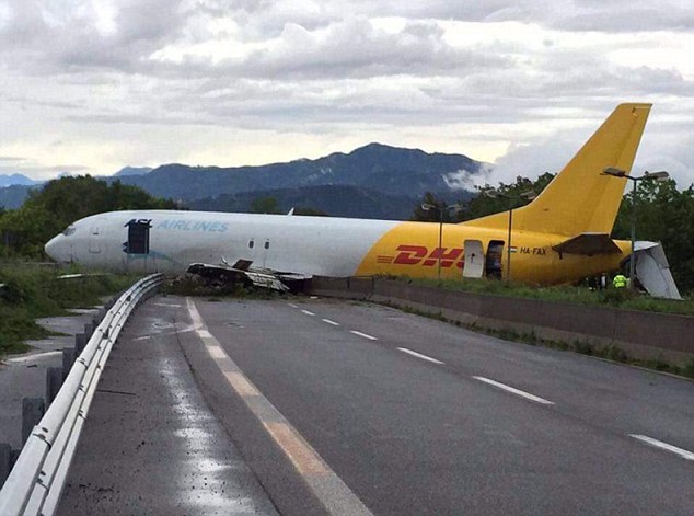 36E4D84900000578-3724910-Emergency_crews_at_the_airport_also_known_as_Orio_Al_Serio_rushe-m-11_1470381531398