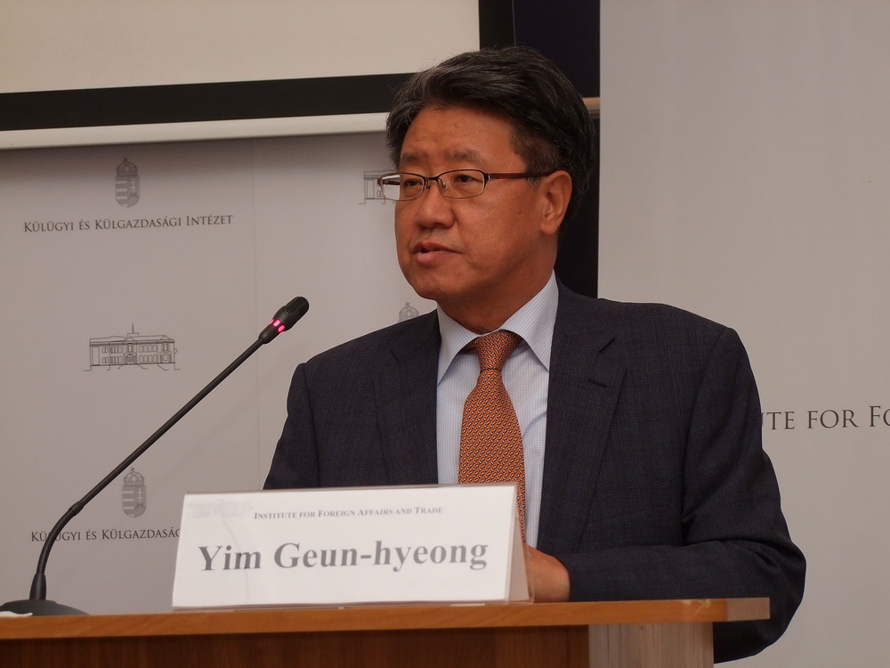H.E. Yim Geun-hyeong  a Koreai Köztársaság nagykövete