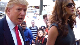 Hazudnak – Melania Trump interjúkban állt ki a férje mellett