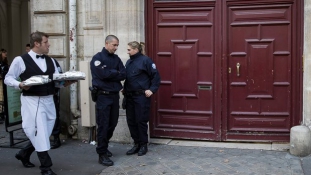 Szerb és montenegrói maffiózók rabolták ki Kim Kardashiant Párizsban?