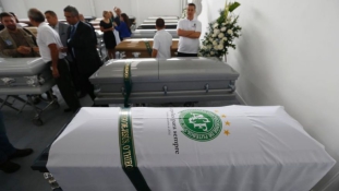 Gyász és harag – felfüggesztették a bolíviai légitársaságot, az áldozatokat ma viszik haza Brazíliába