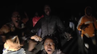Háromszázan rohamozták meg a kerítést hajnalban Ceutánál – videó