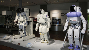 Elveszik-e a munkahelyeket a robotok? – erről szavaz az Európai Parlament