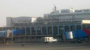 Óriási robbanás volt a damaszkuszi repülőtér közelében